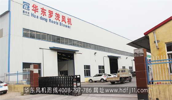 華東風(fēng)機(jī)大門(mén).jpg 華東風(fēng)機(jī)大門(mén).jpg