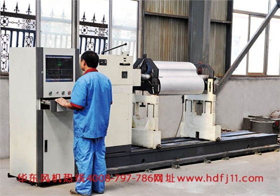 羅茨風(fēng)機平衡機.jpg 羅茨風(fēng)機平衡機.jpg